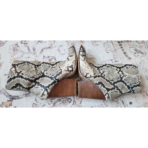 Bleecker & Bond Women's Sz. 7.5 Kailey Animal Print Stacked Heels - Picture 5 of 8